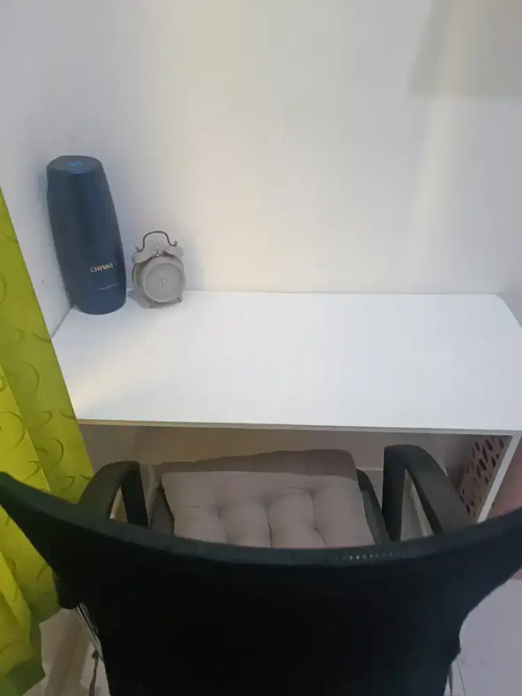 Meja Komputer, Kursi, Lemari Olymplast