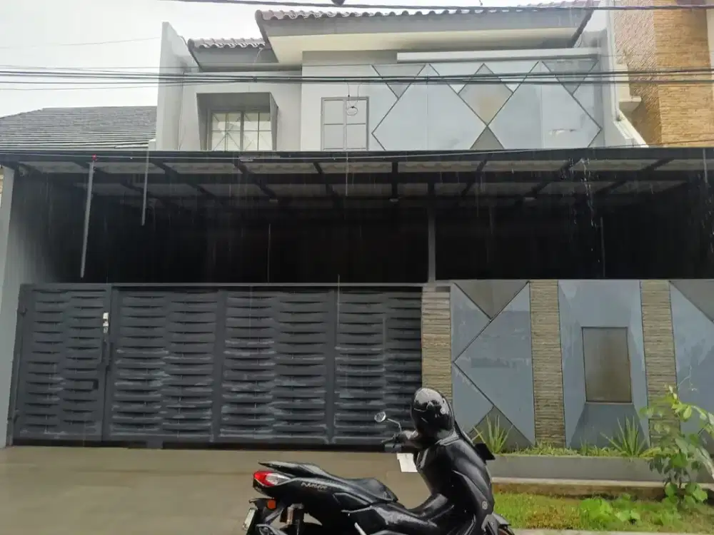 Di Jual Lelang Rumah 2 Lantai di Perumahan Bsd Sektor 1-5, Jalan Lavionda Serpong Tangerang Selatan