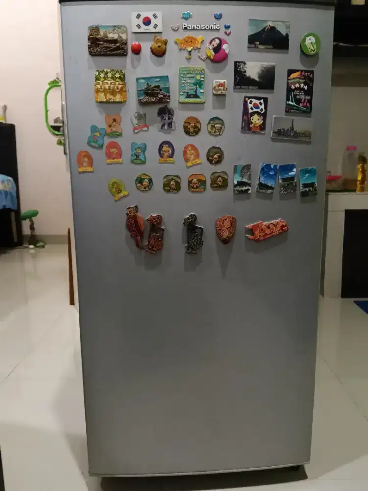 Kulkas Panasonic bagus dan mulus dijual cepat