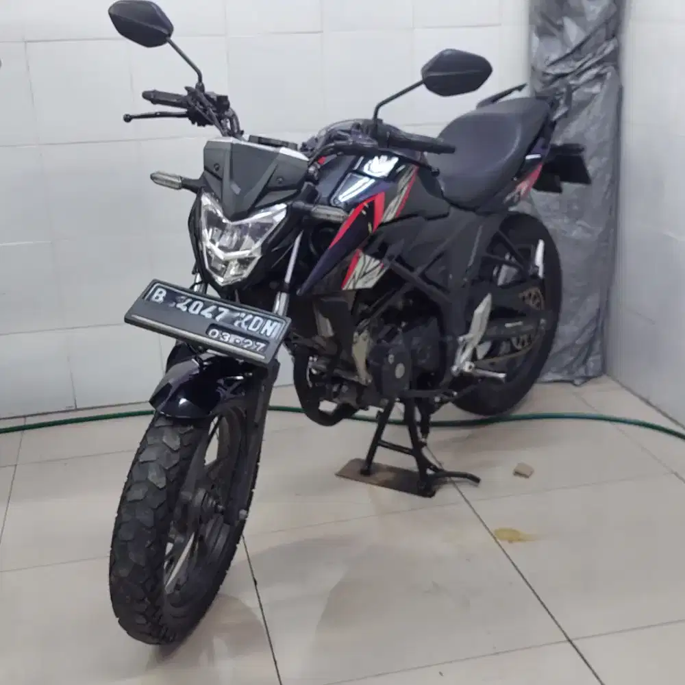 Honda CB150R 2017 dp 500rb