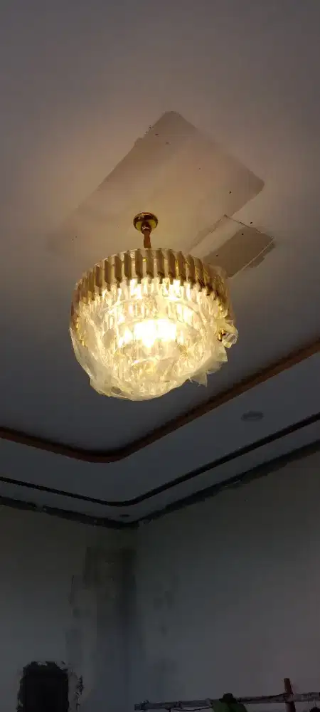 Terima jasa pasang lampu crystal LED