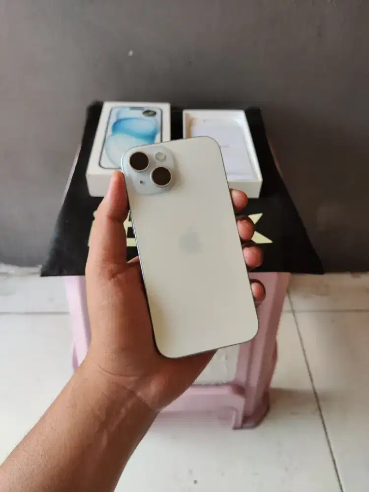 Iphone 15 128gb ex ibox fullset mulus
