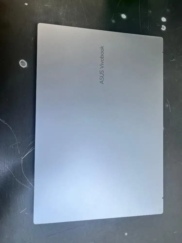 Dijual ASUS VIVOBOOK M1403Q Silver Good Condition