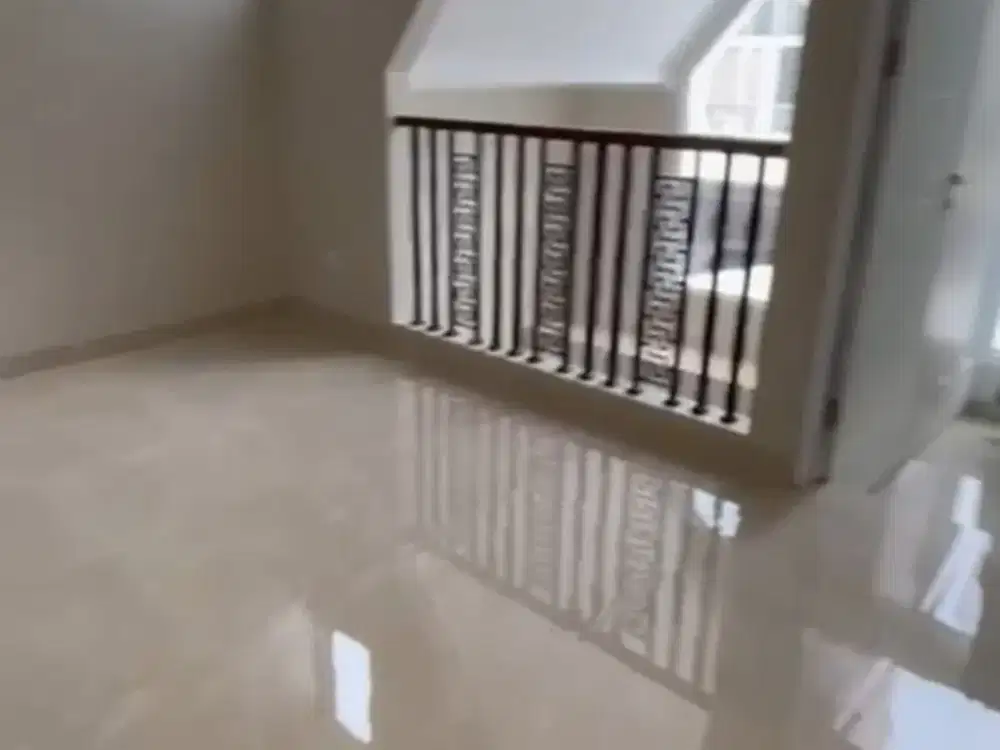 DIJUAL Havana @Boston Village – Full Renovasi, High Ceiling, 2,5M NEGO