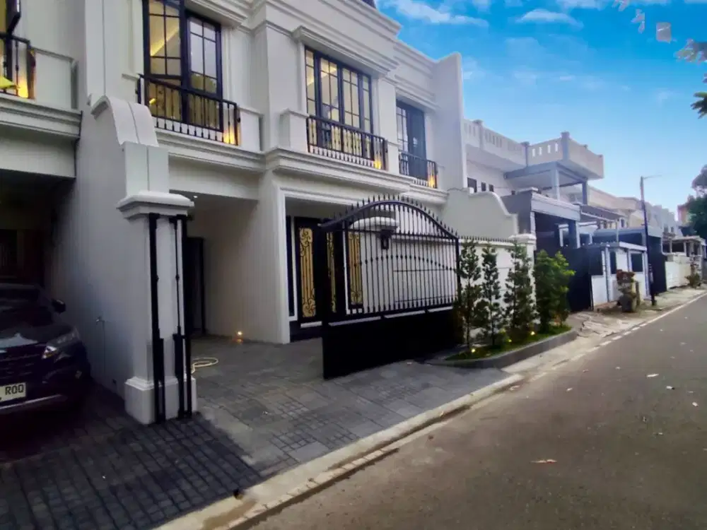 Dijual Rumah baru dlm komplek premium di jakarta pusat, bebas banjir, lokasi tenang