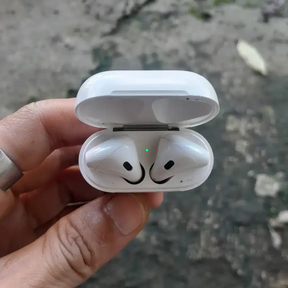AirPods Gen 2 With Charging Case Original – Minus