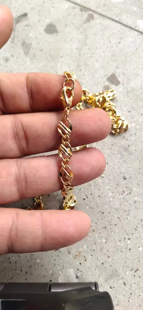 Perhiasan Rantai Model Daun Thn 1970 Est Emas Muda 8K Berat 19,41 Gram