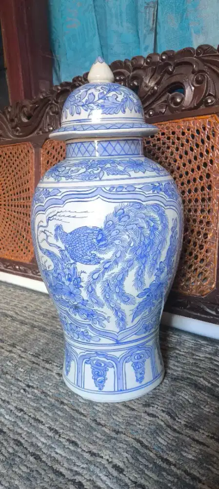 Guci Keramik Phoenix Vintage