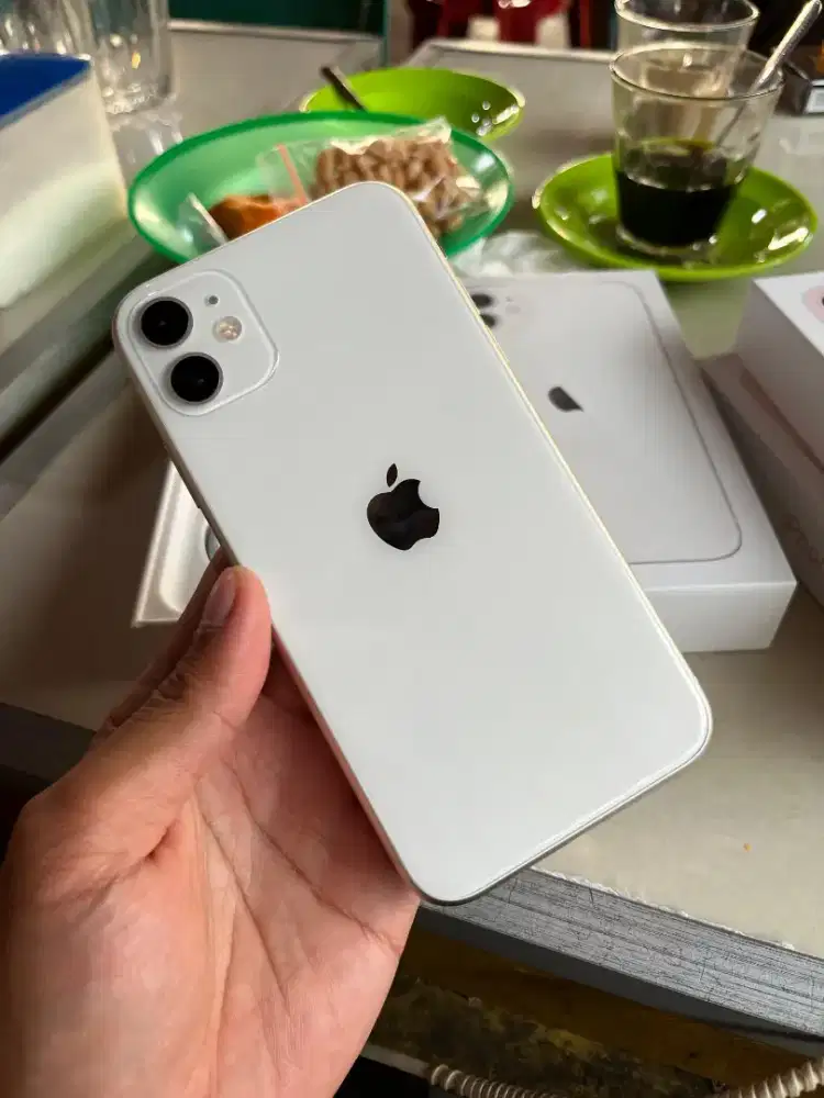 IPHONE 11 128GB WHITE BEA CUKAI