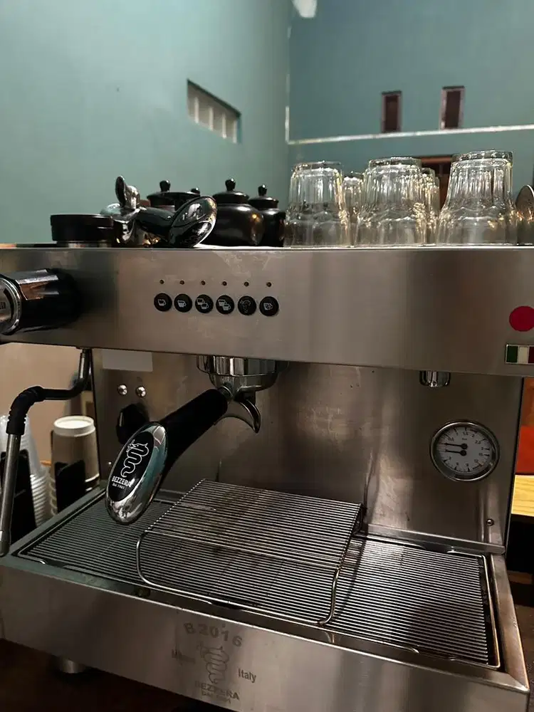 Mesin Expresso Bezera b2016