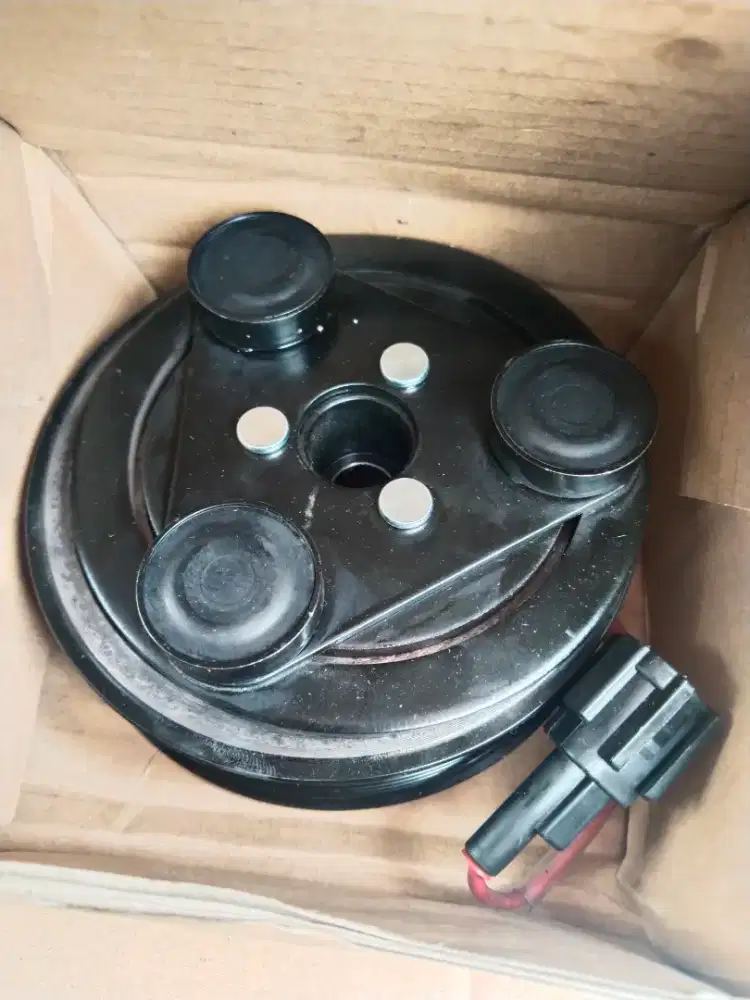 Dijual magnet clutch grand Livina L10 bekas rasa baru pokka