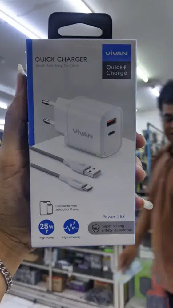 TRAVEL CHARGER TYPE-C VIVAN POWER 25S