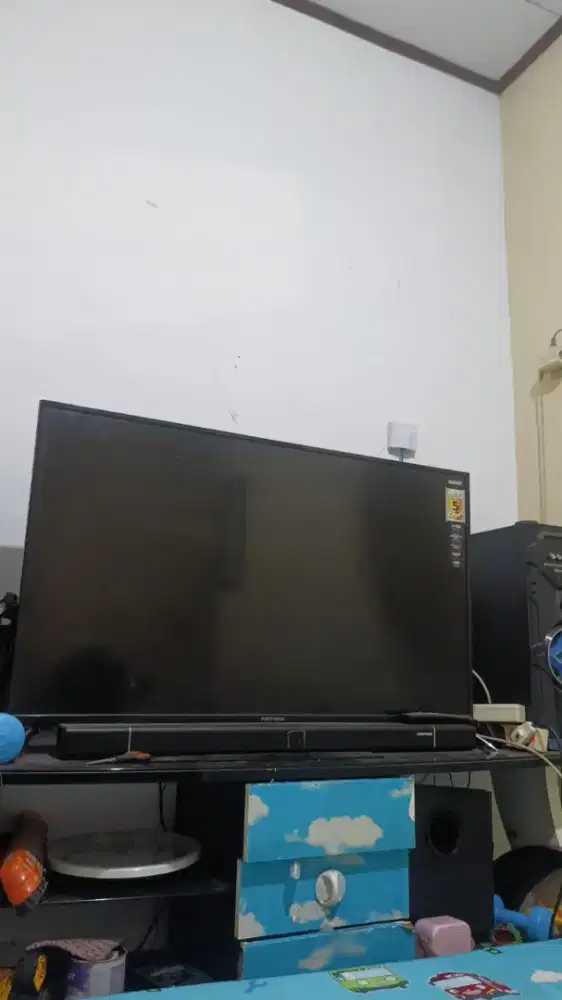 Tv Polytron 50 inc sound bar