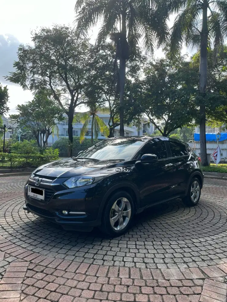 Honda HR-V E 1.5 AT 2018 Hitam | KM 67RB | Sangat Terawat | Cash Only