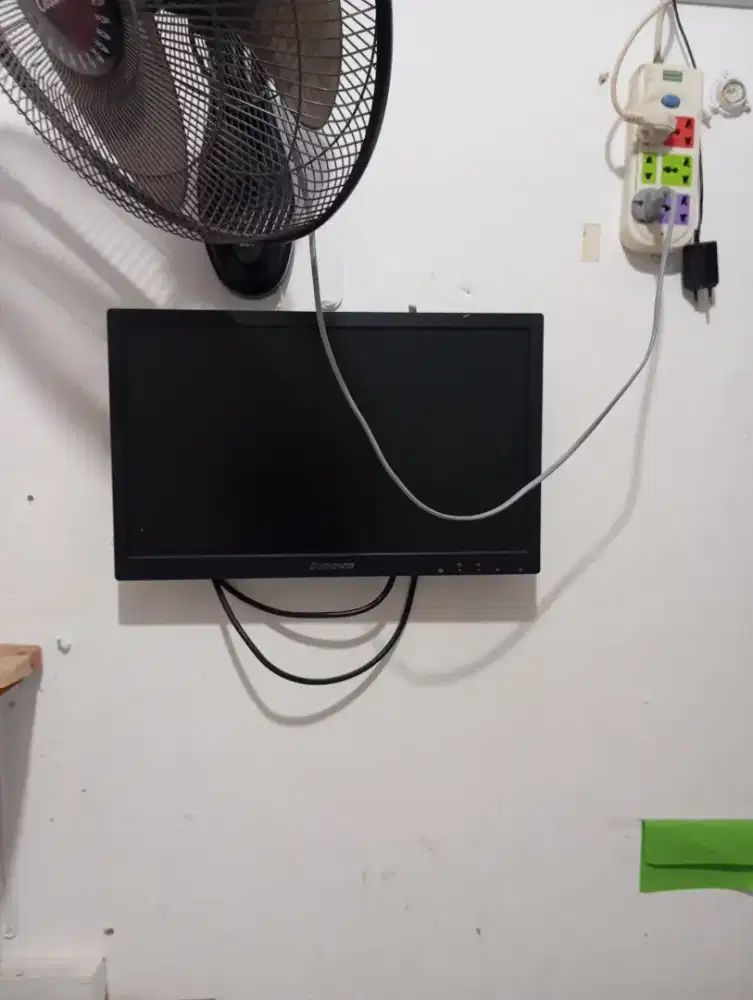 DIJUAL MURAH MONITOR LENOVO