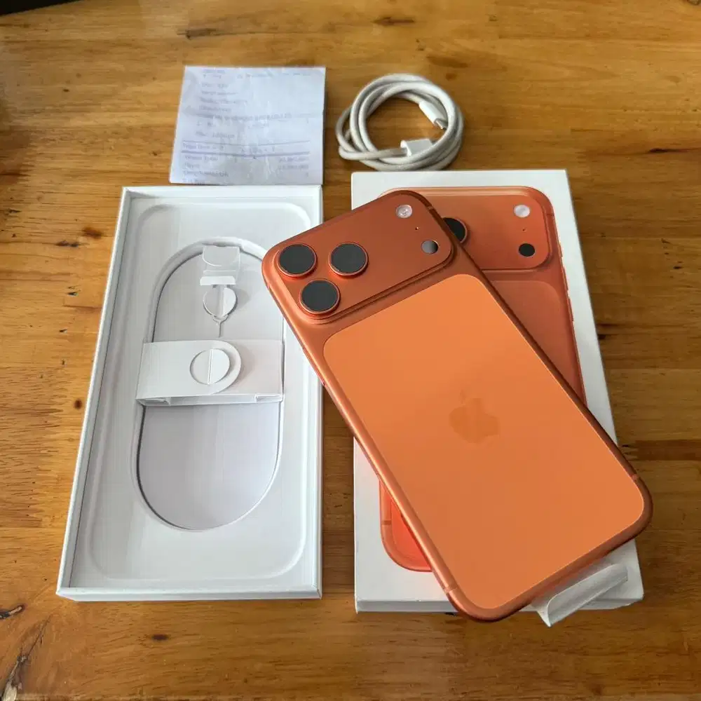 iPhone 17 PRO MAX 256GB Cosmic Orange Garansi Resmi iBox 11 Bulan Lagi