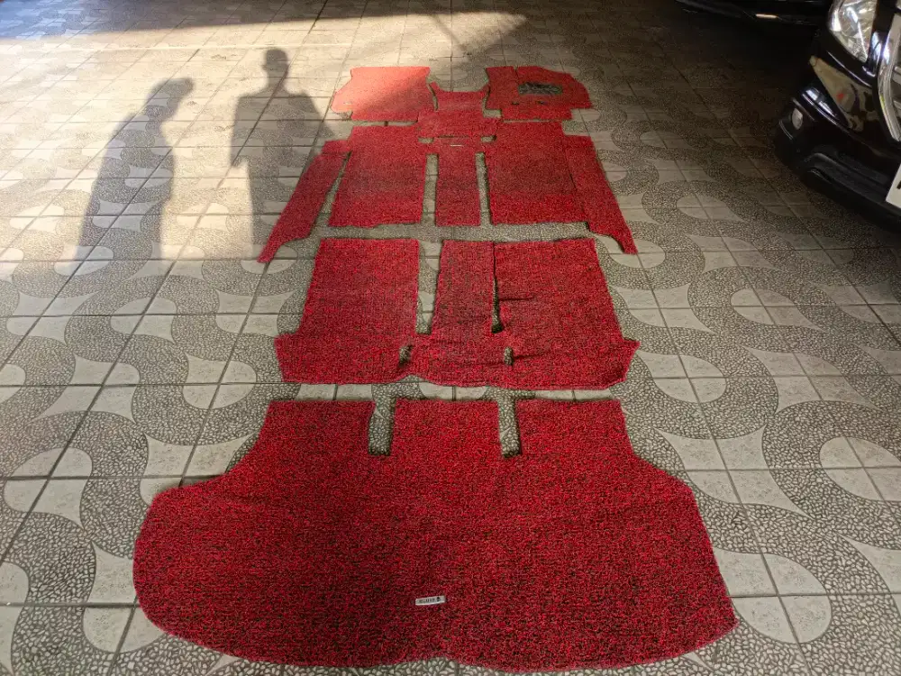 Di jual karpet mobil voxy 2021