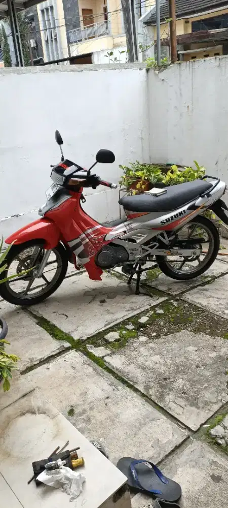 SATRIA LUMBA 120 RU 5SPEED KOPLING OTOMATIS MERAH SILVER