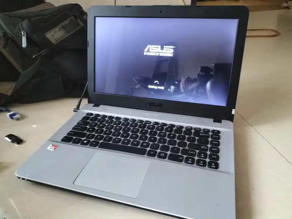 Laptop Asus X441BA