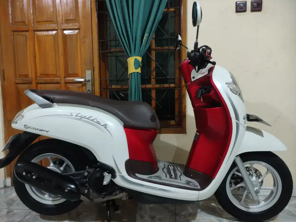 Super istimewa low km scoopy stylish cbs iss super mulus no minus