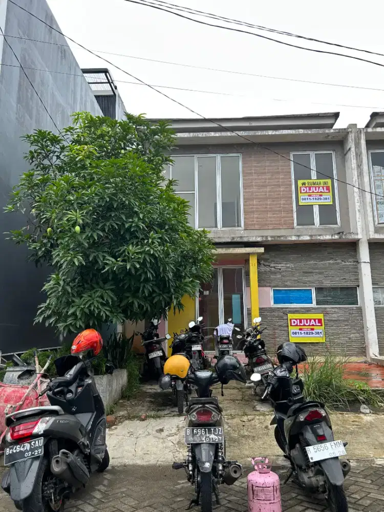 Di Jual Rumah 2Lt. Depok Kota