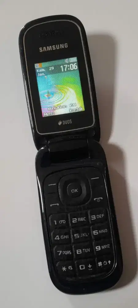 Samsung lipat dua kartu