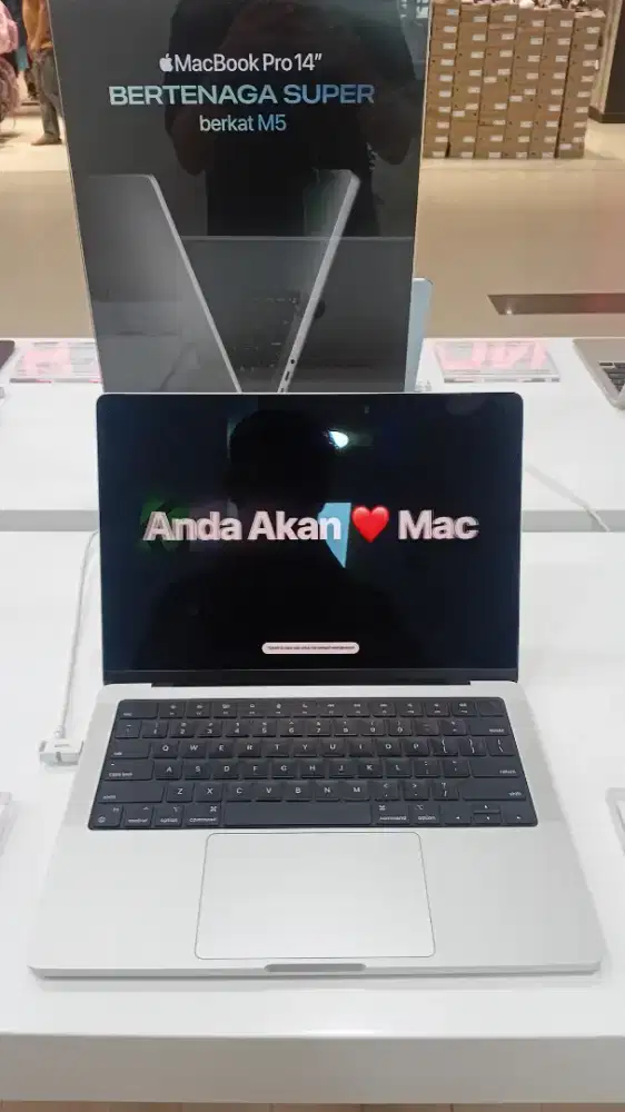 MACBOOK PRO 14inc KREDIT INDODANA BUNGA HINGGA 0%