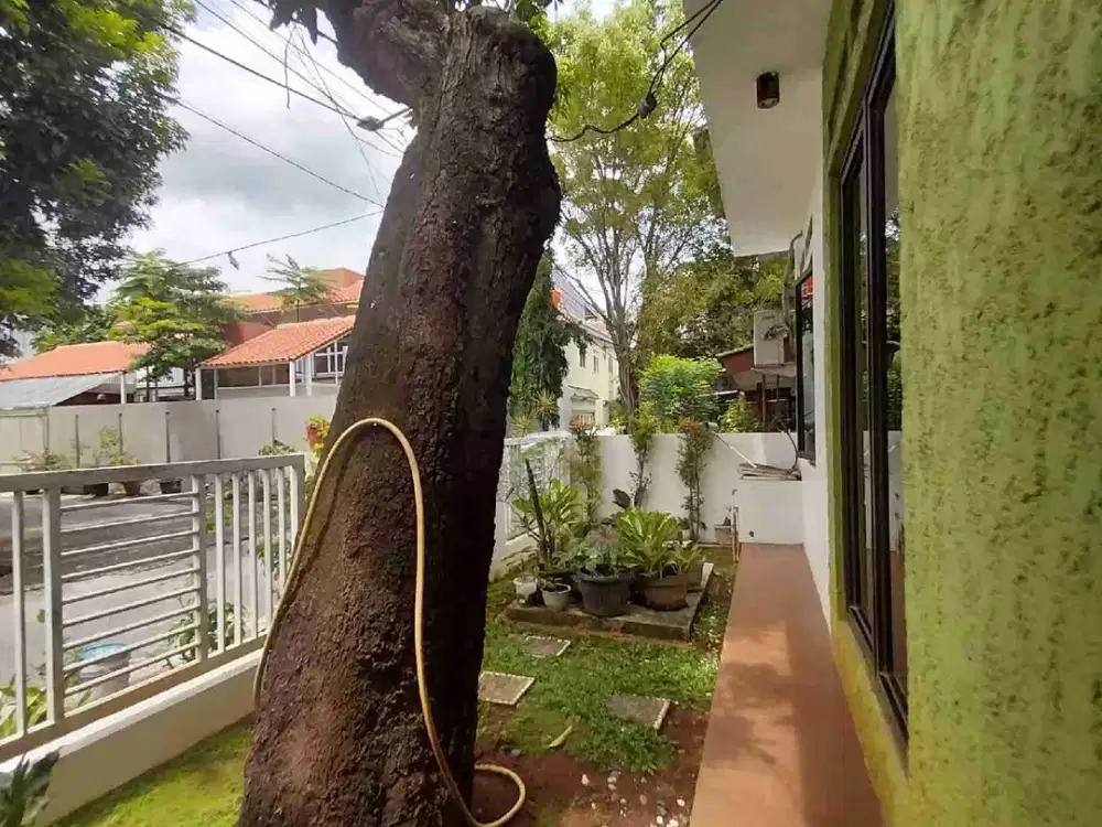 Dijual Rumah Siap Huni di Komplek Angkasa Pura Kemayoran Jakarta Pusat