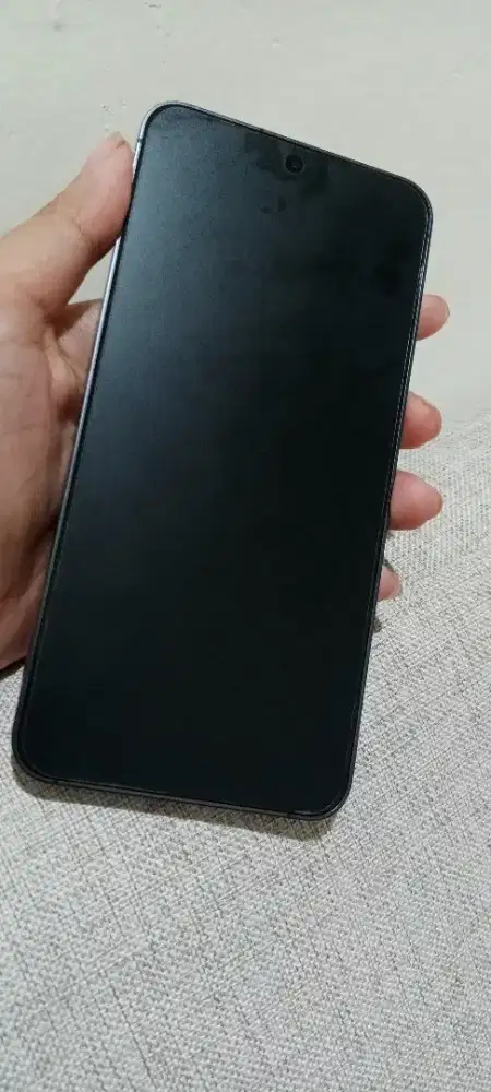 samsung s24 like new