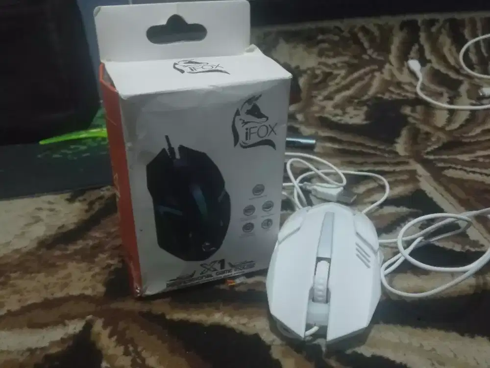 Mouse iFox Warna Putih Bekas Mobilador