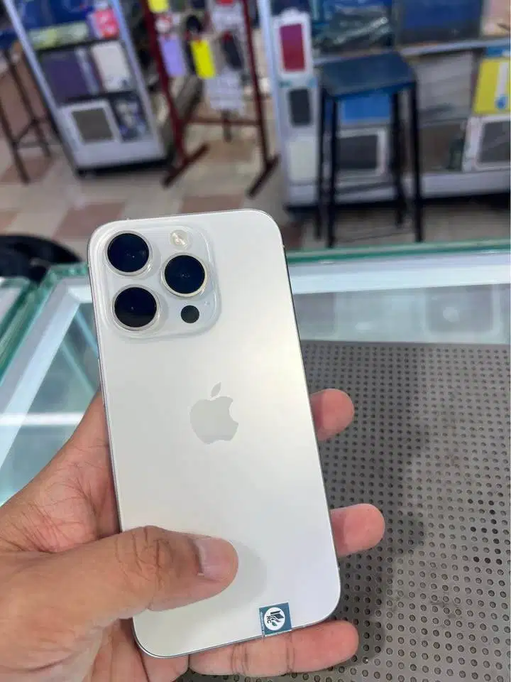 Iphone 15 PRO 256 IBOX (White Titanium) Jossjiss