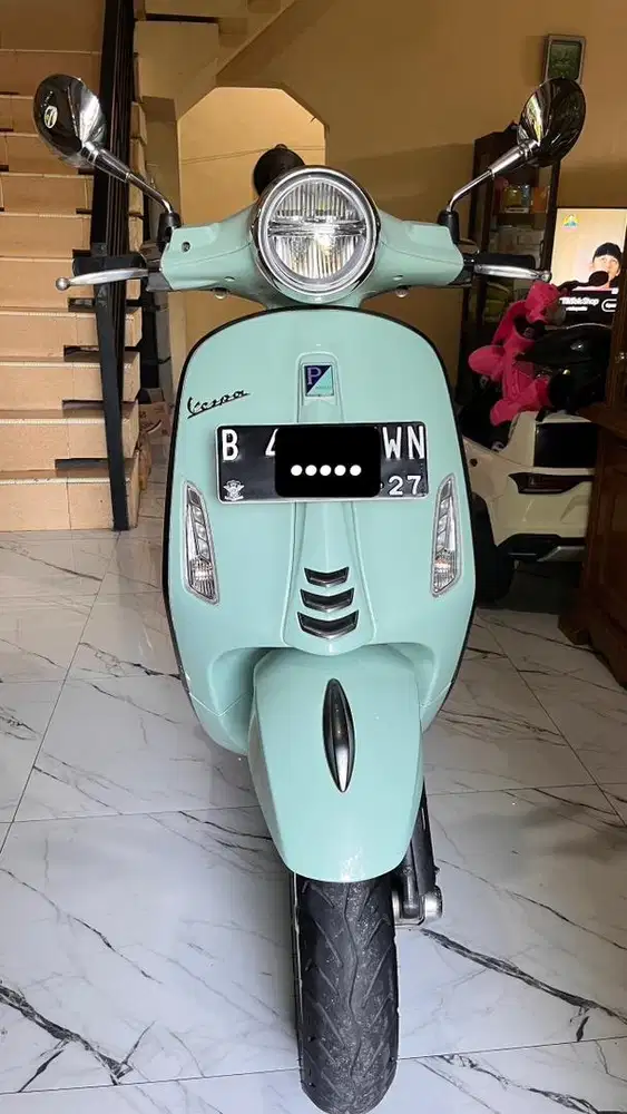 Vespa Primavera Istimewa - Hijau 150 ABS (Motor Simpanan)