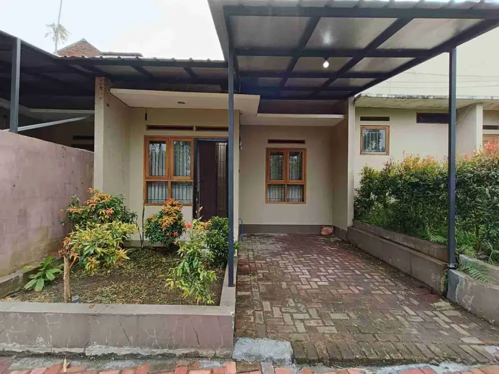 Disewakan Rumah Minimalis Siap Huni di Sariwangi
