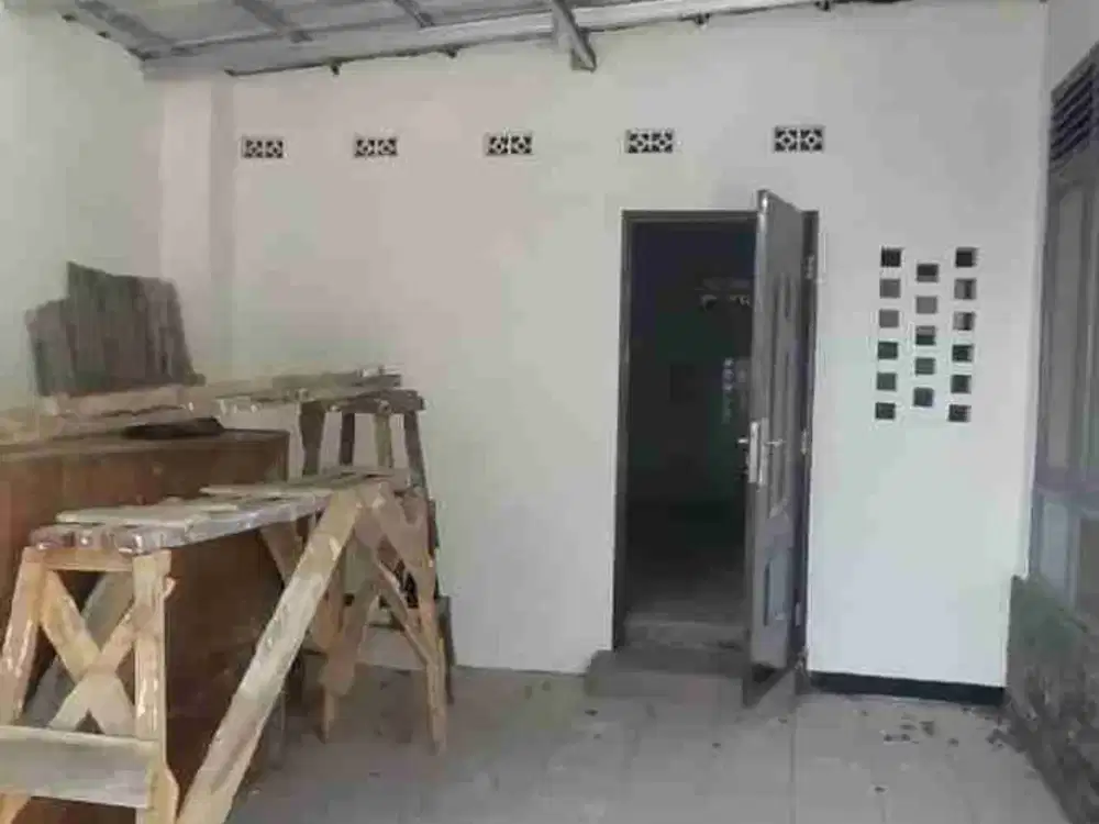 Disewakan Rumah Strategis Mainroad Jalan Utama Cocok Untuk Usaha