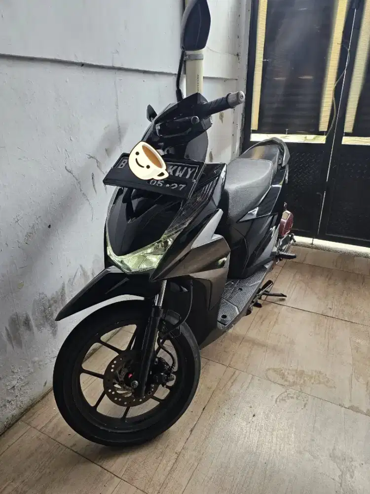 HONDA BEAT DELUXE CBS ISS 2022