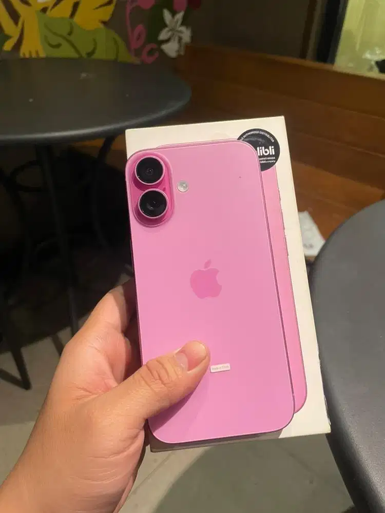 iPhone 16 128Gb iBox