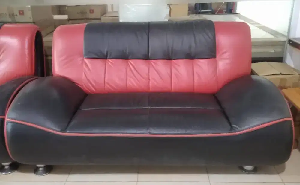 Sofa tamu bahan kulit empuk tebal kokoh