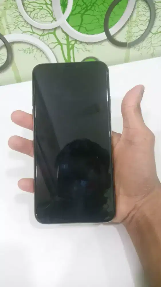 IPHONE 11 PROMAX GOLD  256 dual  SIM  ON barang mulus no minus