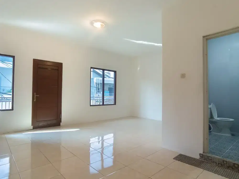 Jual Murah Rumah 2 1/2 lantai di Muara Karang Jakarta Utara