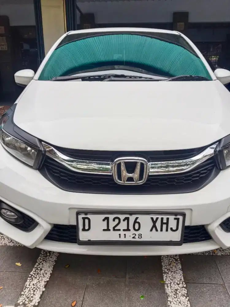 Bismillah numpang jual Brio E. Cvt. 2019 putih. NO. D.