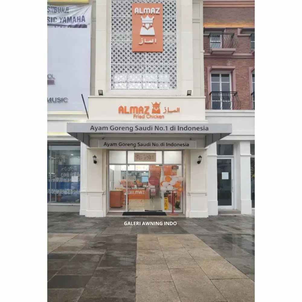 Kanopi Awning Rumah yang Rapi dan Estetik