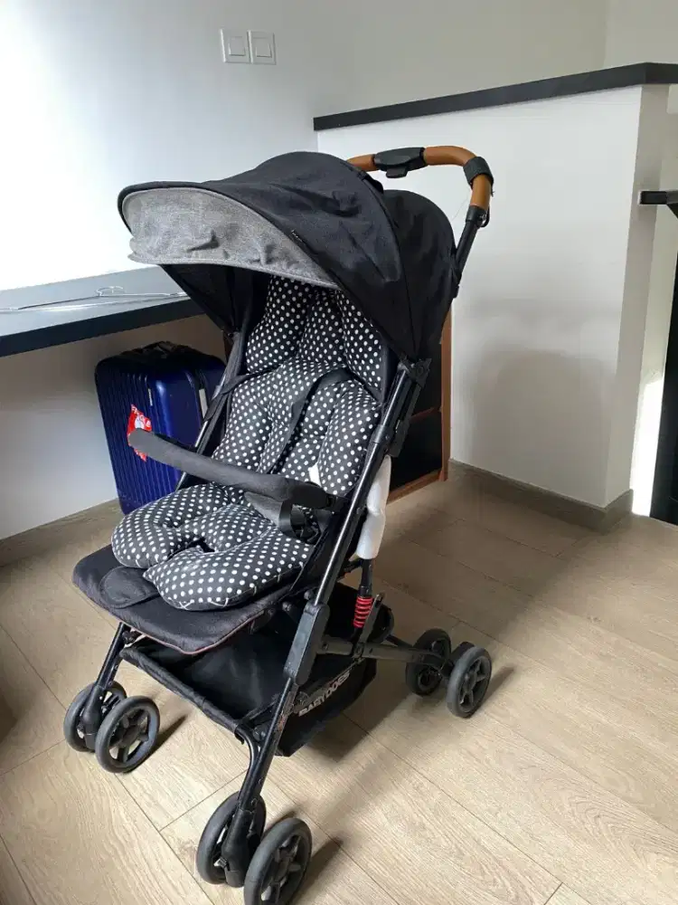 Stroller Baby Does