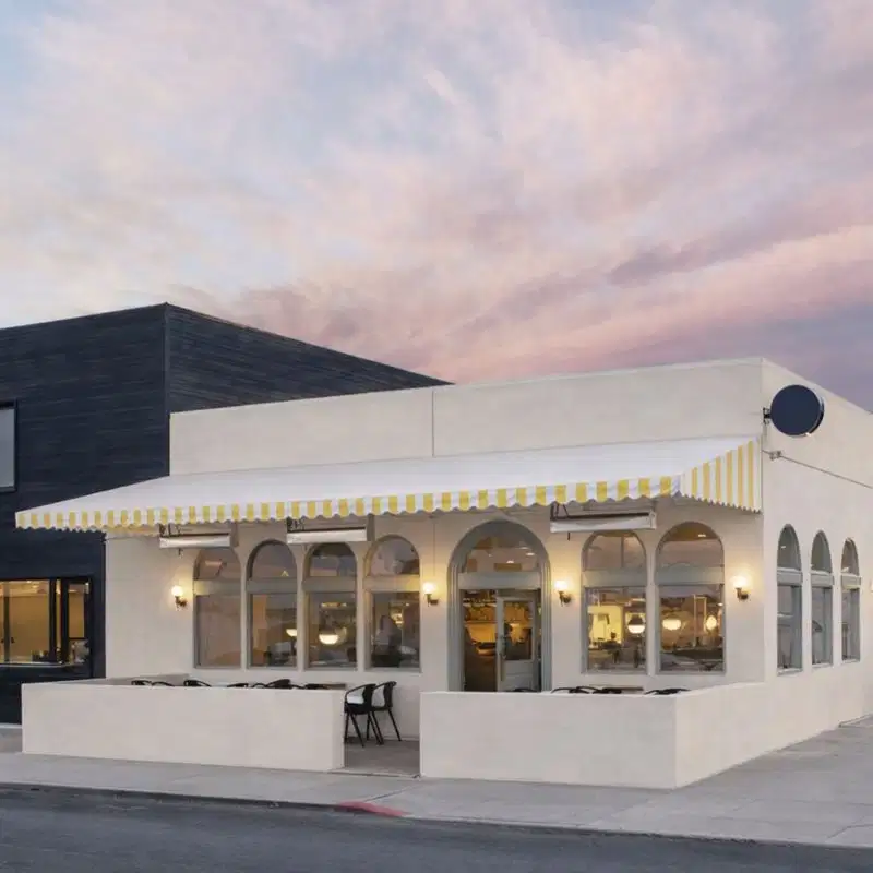 Tampilan Toko Lebih Menarik dengan Kanopi Awning