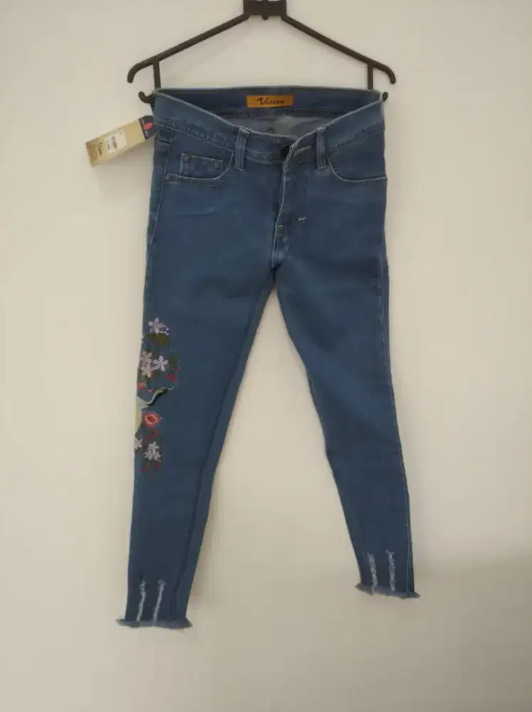 Cuci gudang barang mataharian