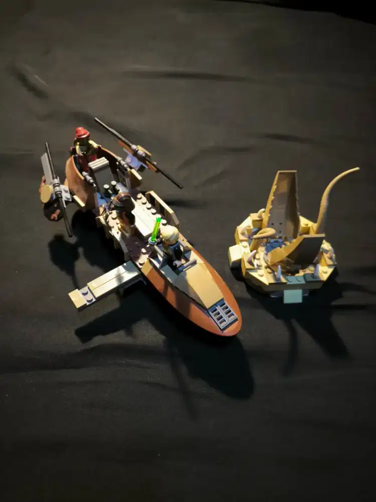 LEGO Star Wars 9496 Desert Skiff set