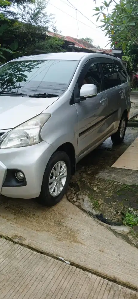 Daihatsu Xenia 2012 Bensin