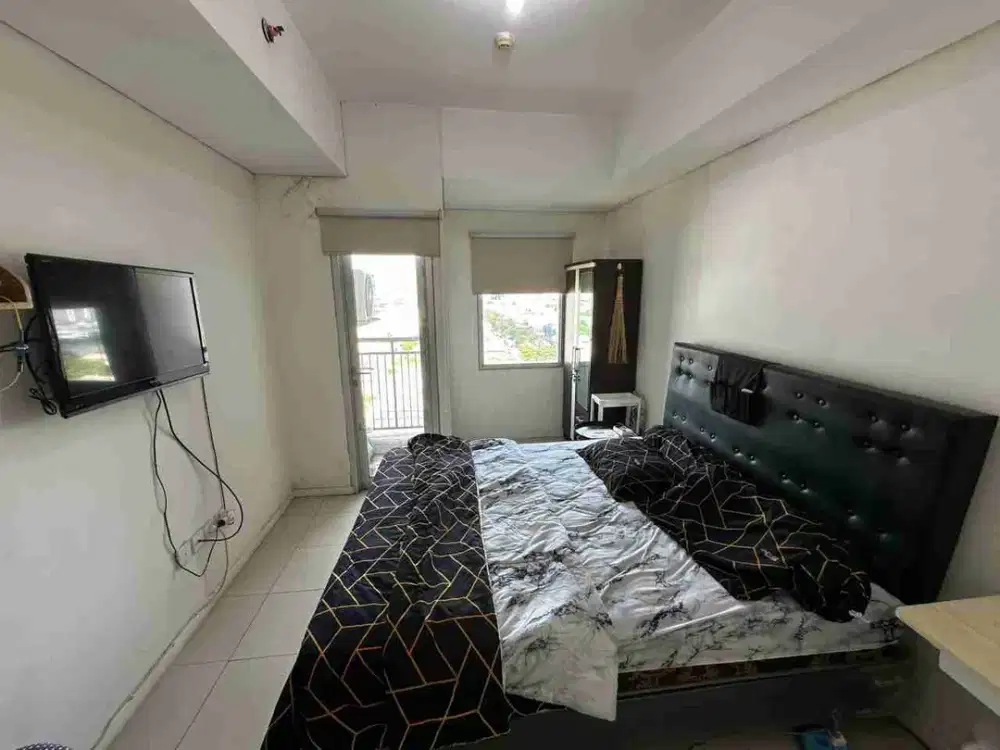 Di Sewakan Studio Furnish View kolam