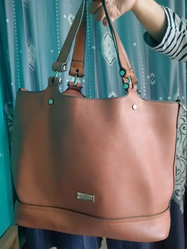 Tas Wanita Nicole Lee