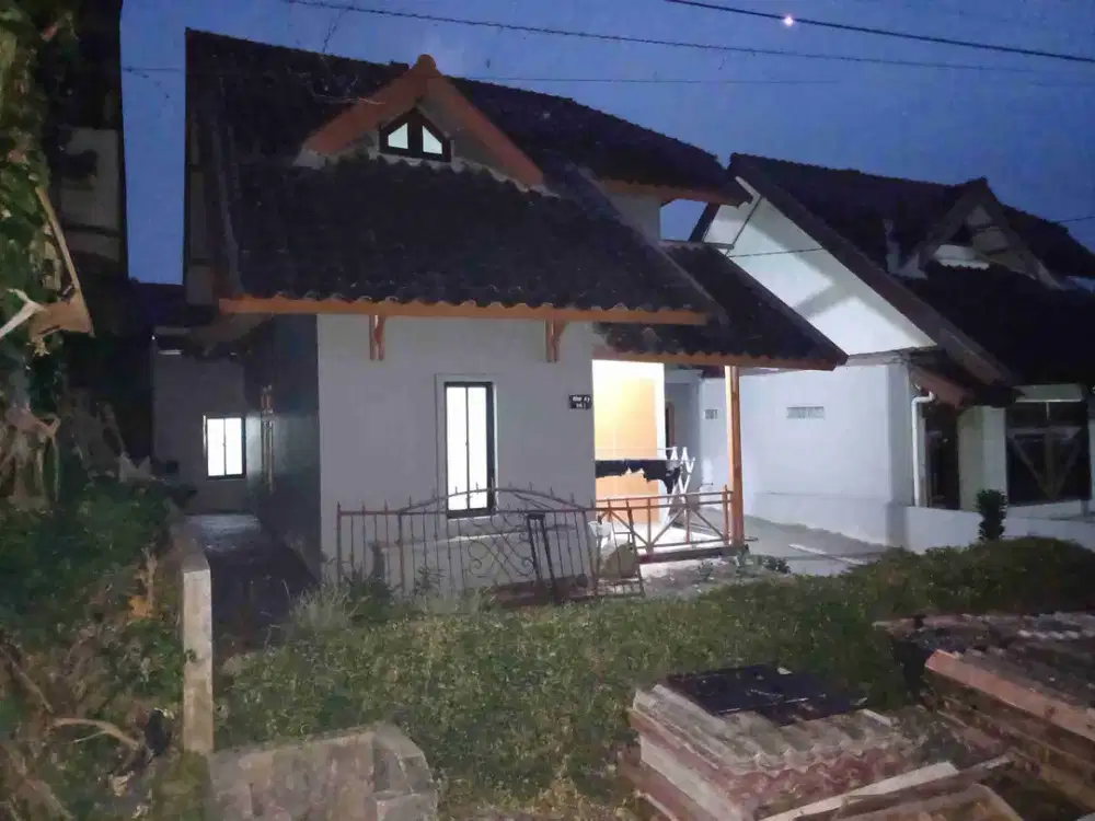 Dijual Villa Lt 160m2 Lb 200m2 Full Furnished, Villa Orchid Cipanas Puncak