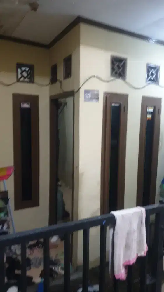 dijual jual cepat rumah kontrakan 2 lantai kebayoran lama kebon jeruk